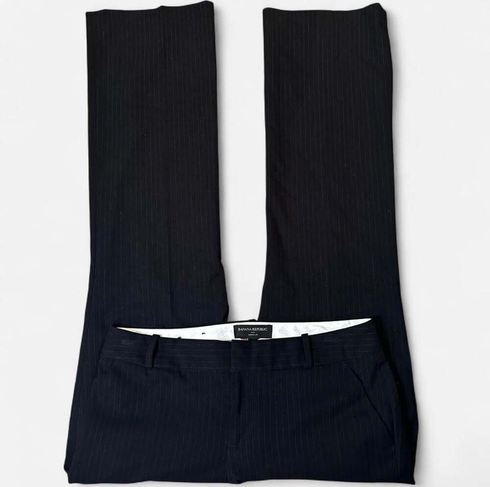 Y2K Low Rise Banana Republic Martin Fit Black Pinstripe Flare Pants in 6S